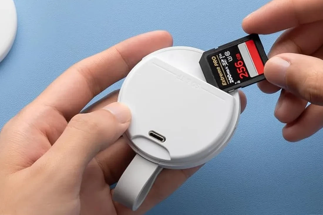 Anker MagGO USB-C Adapter, SD Card Reader for iphone